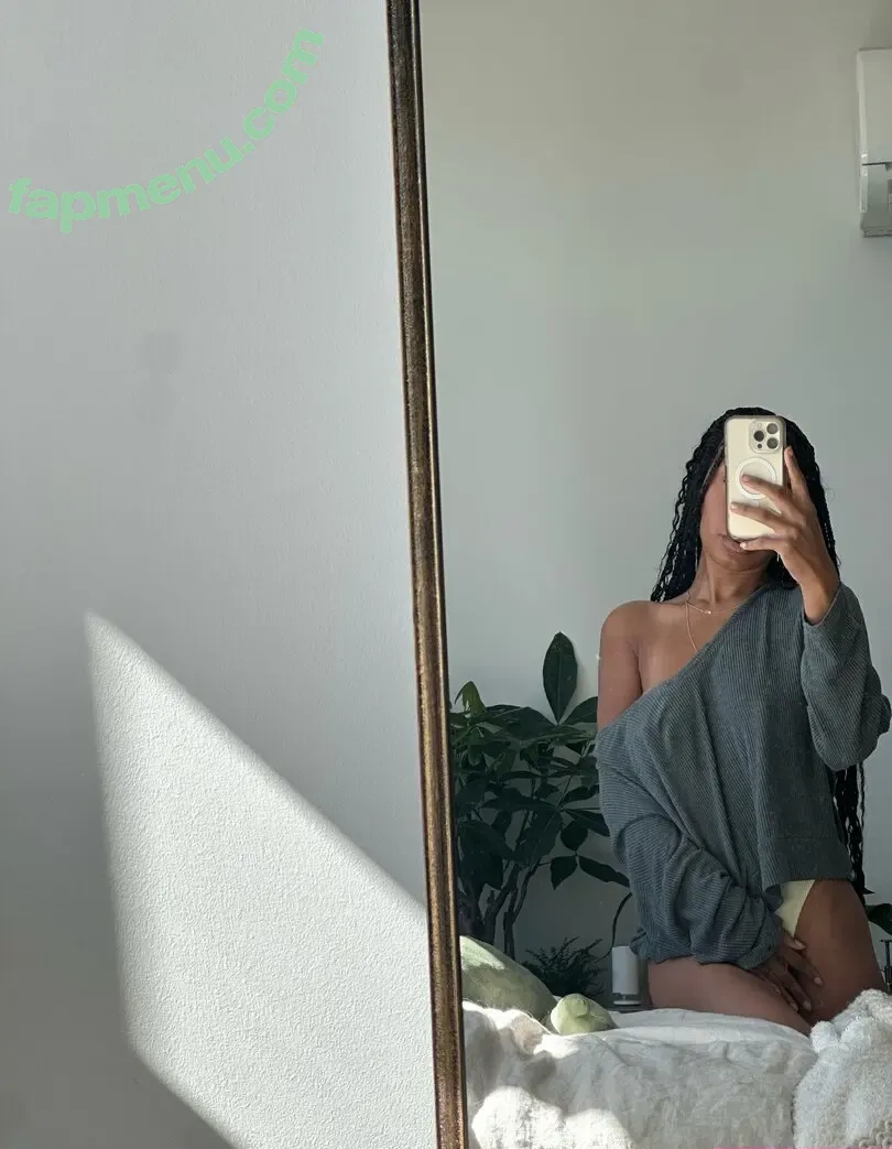 Nia Simone nude photo #0228 (MelaninMedicine / neyahsimone / ninasiimone)