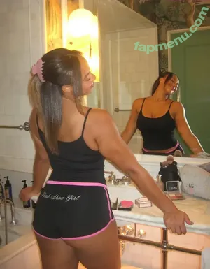 Nia Sioux / niasioux nude photo #0178