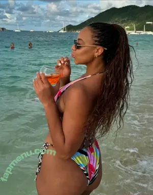 Nia Sioux / niasioux nude photo #0203