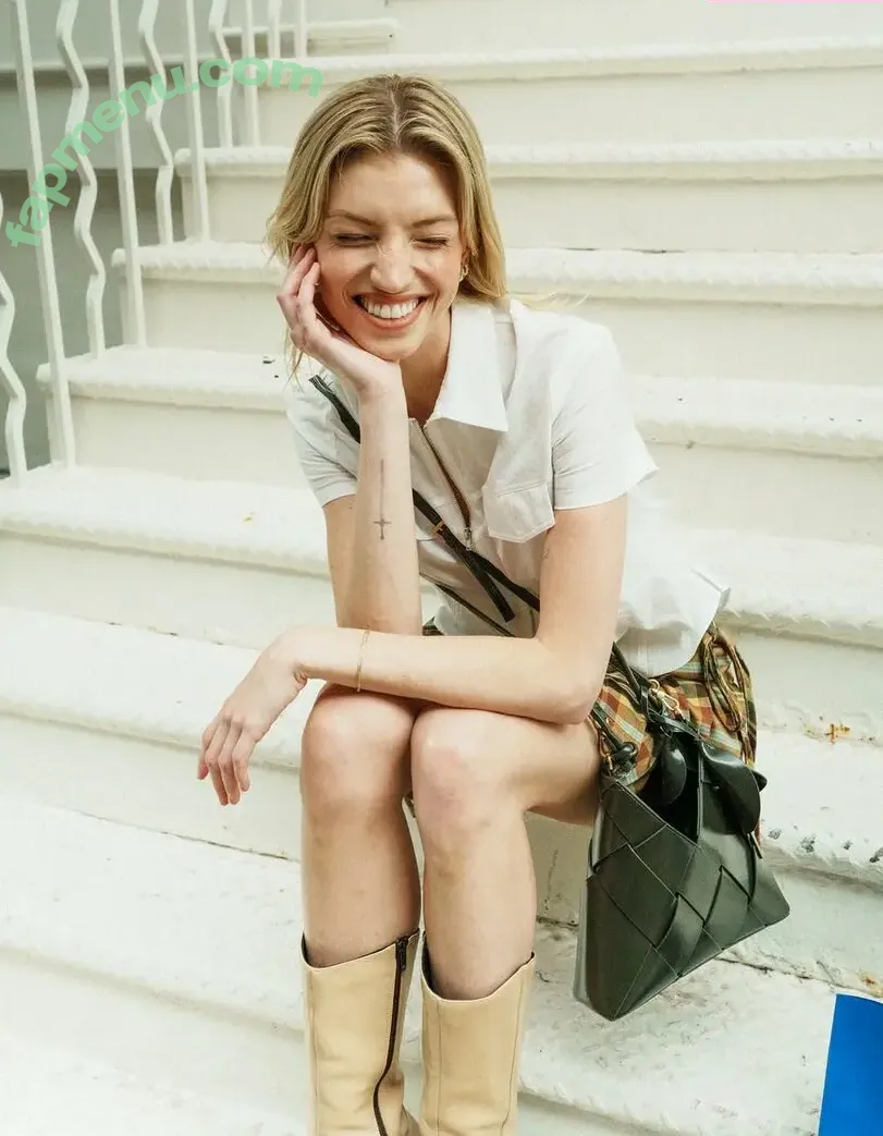 Niamh Adkins nude photo #0247 (niamhadkins)