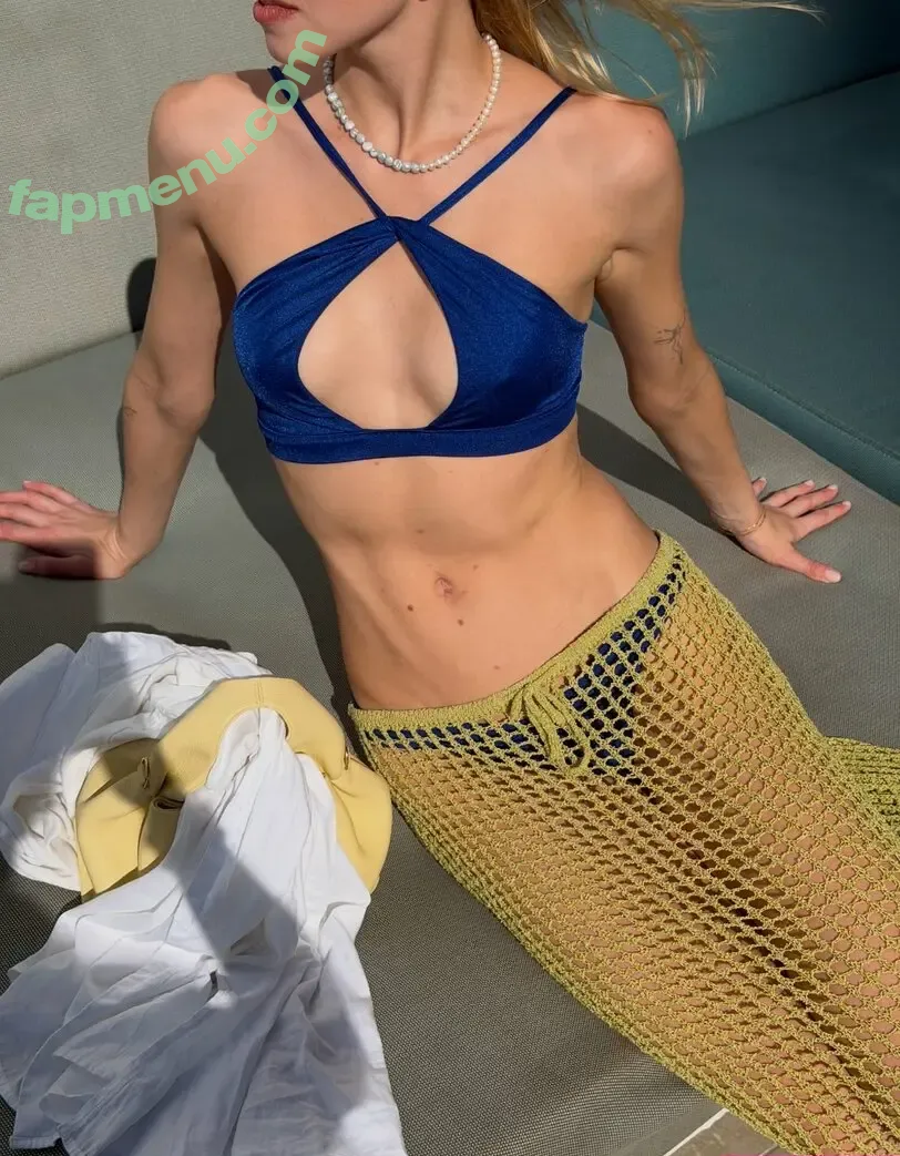 Niamh Adkins nude photo #0263 (niamhadkins)