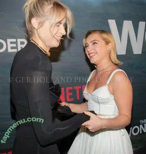 Niamh Algar / niamhalgar nude photo #0052