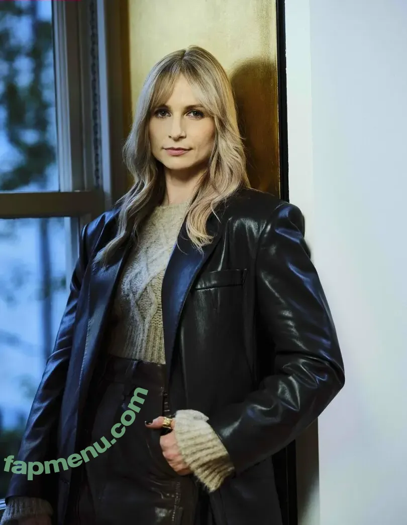 Niamh Algar nude photo #0042 (niamhalgar)