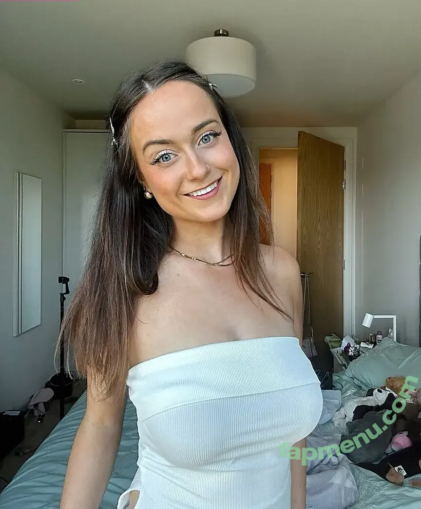 Niamh Cryan nude photo #0175 (niamh_cryan)
