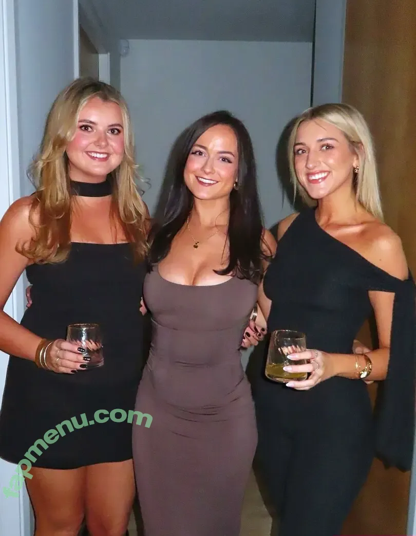 Niamh Cryan nude photo #0545 (niamh_cryan)