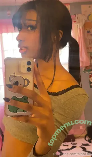  nude photo #0010