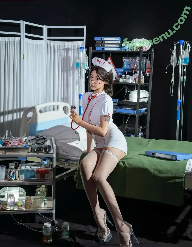 Niceoppi nude photo #0475 (Niceoppi)