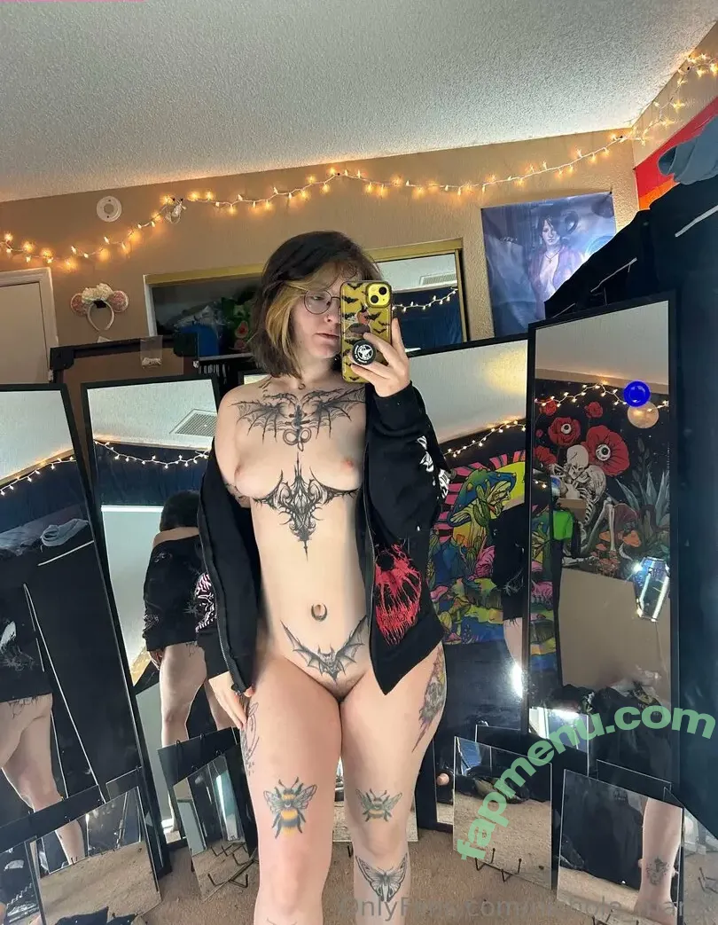 nichole_manic nude photo #0091 (nichole_is_manic)