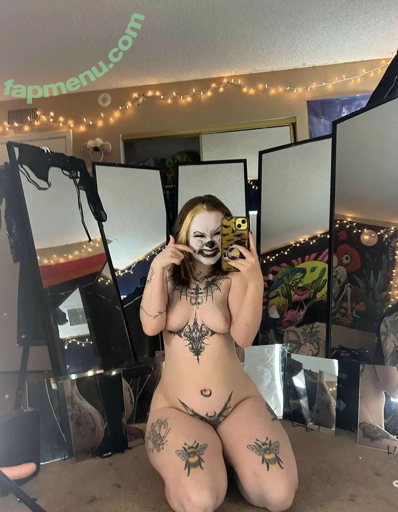 nichole_manic nude photo #0205 (nichole_is_manic)