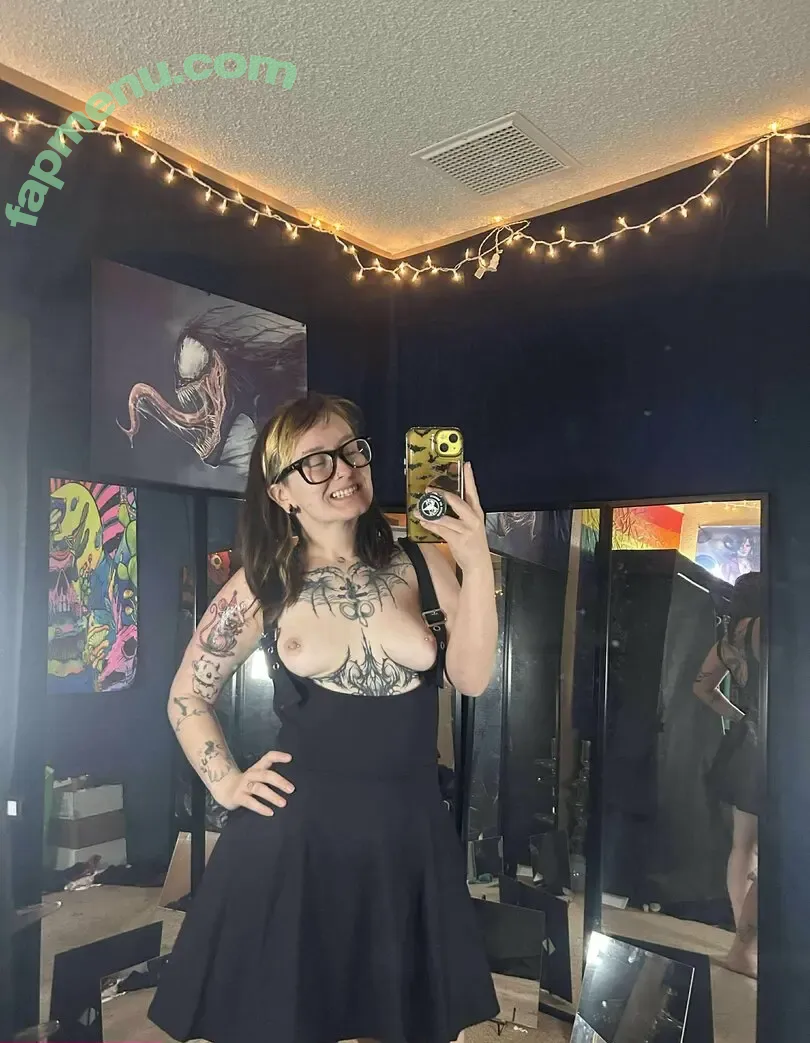 nichole_manic nude photo #0306 (nichole_is_manic)