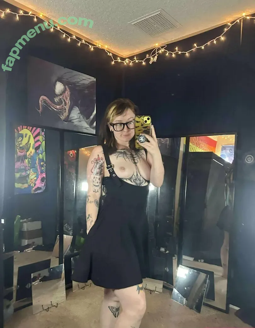 nichole_manic nude photo #0308 (nichole_is_manic)