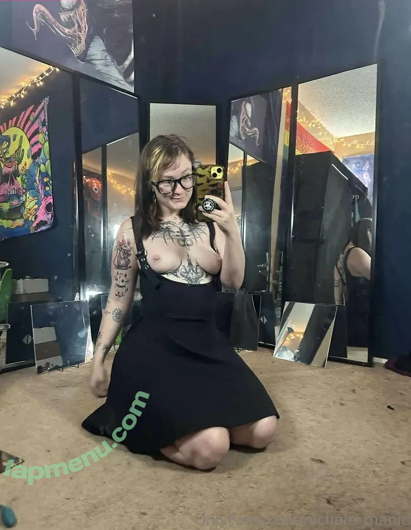 nichole_manic nude photo #0309 (nichole_is_manic)