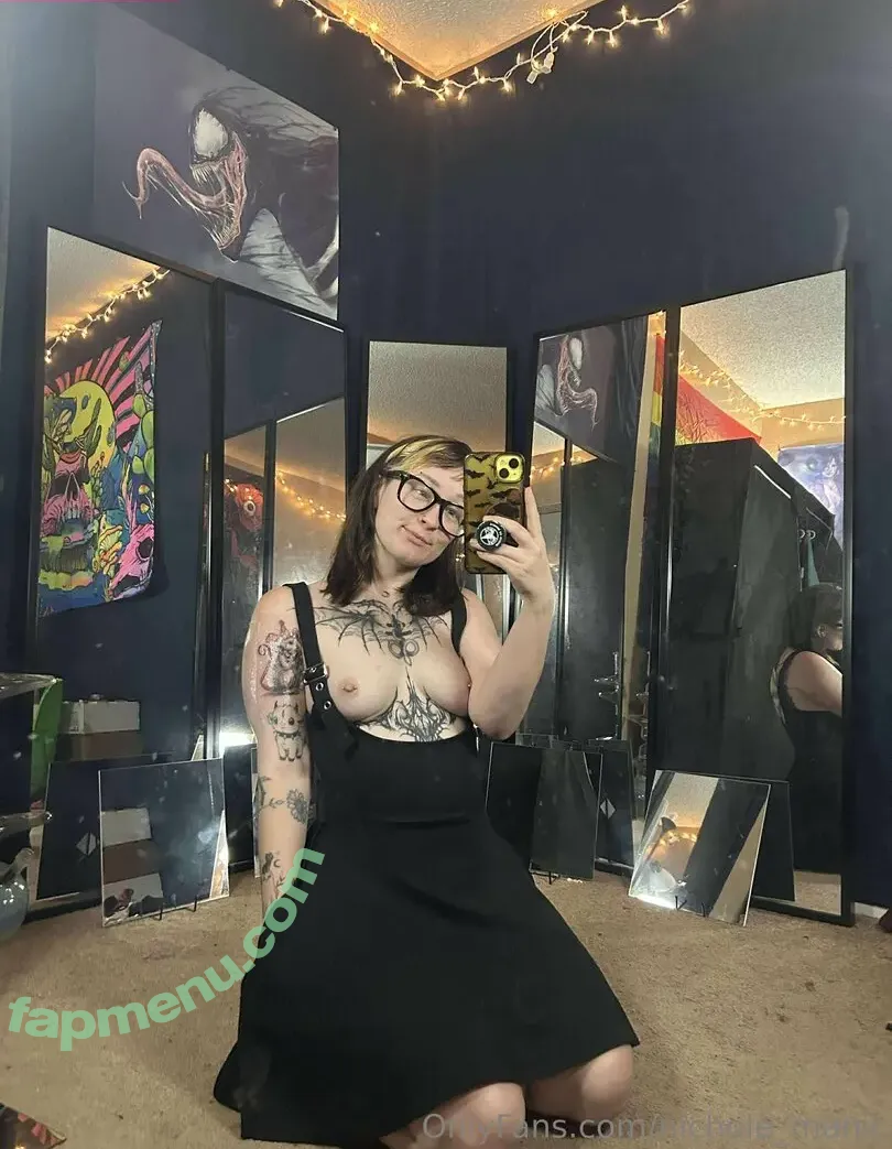 nichole_manic nude photo #0310 (nichole_is_manic)