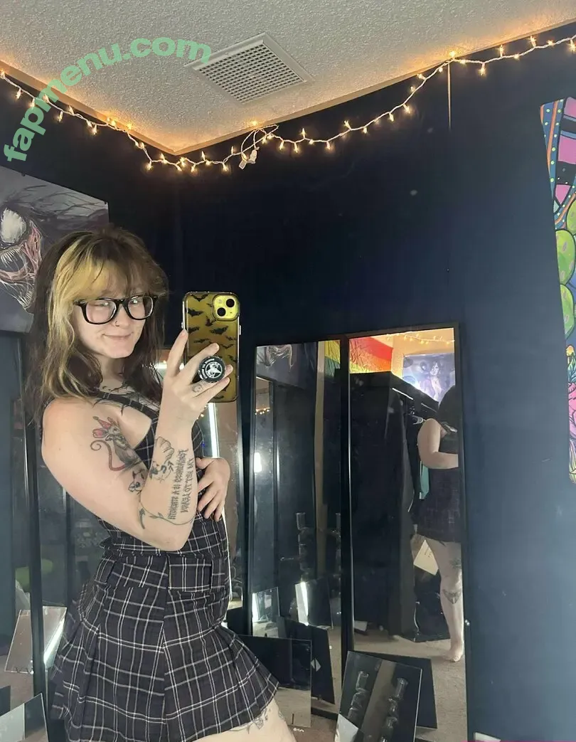 nichole_manic nude photo #0330 (nichole_is_manic)