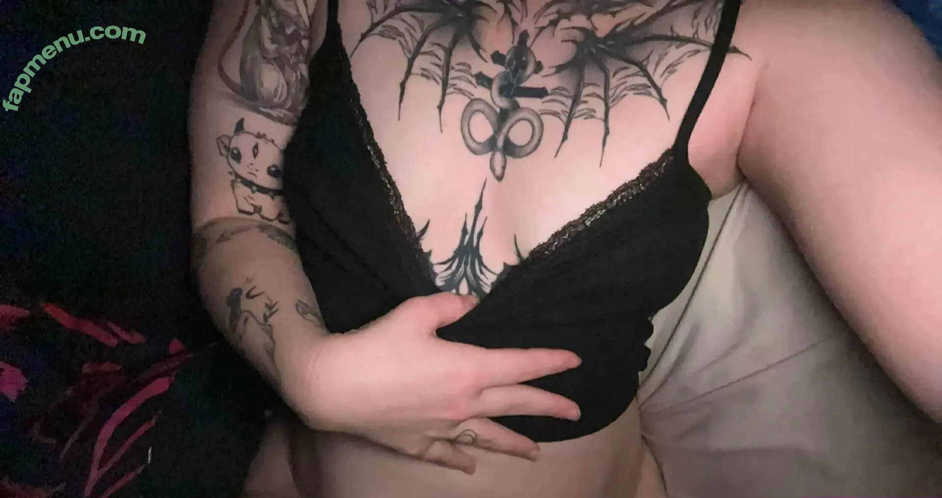 nichole_manic nude photo #0377 (nichole_is_manic)