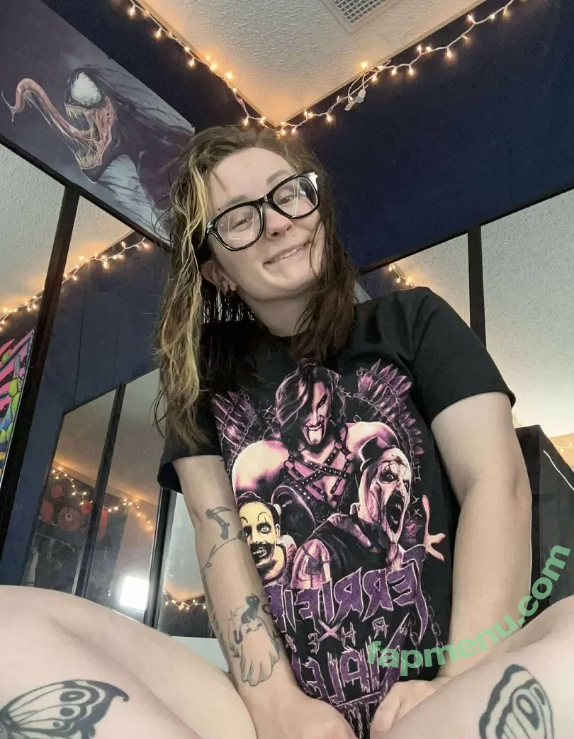 nichole_manic nude photo #0405 (nichole_is_manic)