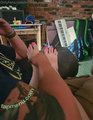 nichole_michigan_feet / nichole_mayer_ nude photo #0001