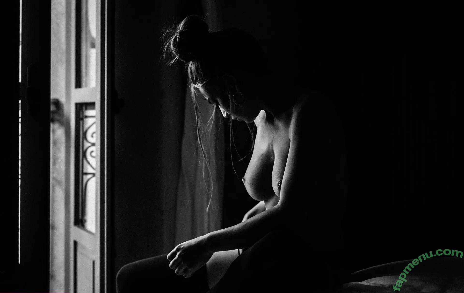 Nici Dee nude photo #0376 (Clara / Nicci / Nici / Nici Roxx / Nikki / Nikola / _niczricpic_ / nicidee)