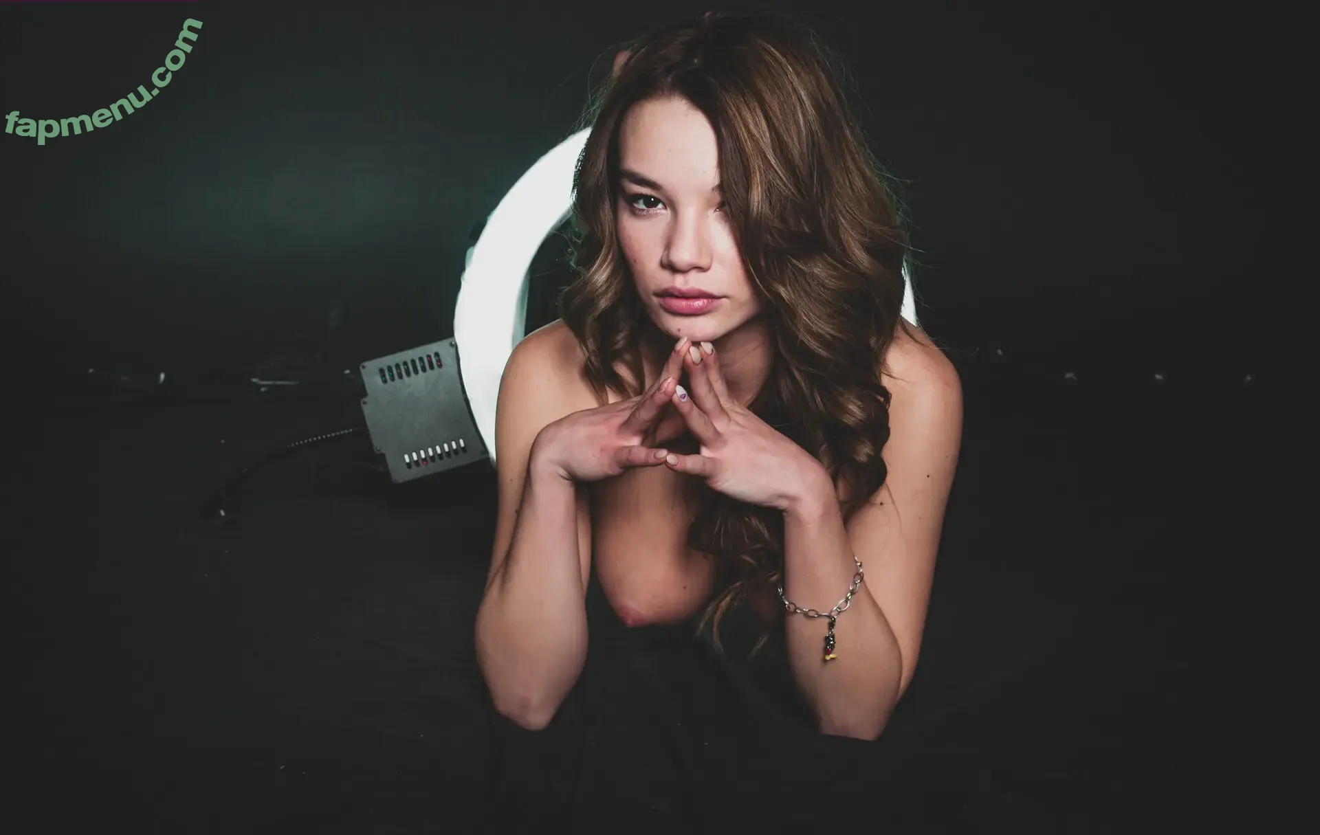 Nici Dee nude photo #0847 (Clara / Nicci / Nici / Nici Roxx / Nikki / Nikola / _niczricpic_ / nicidee)