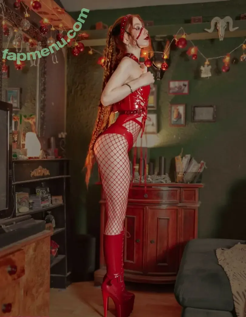 Nicia Unlovelier nude photo #0022 (Leila Lunatic / NiciaUnlovelier / nicia_unlovelier)