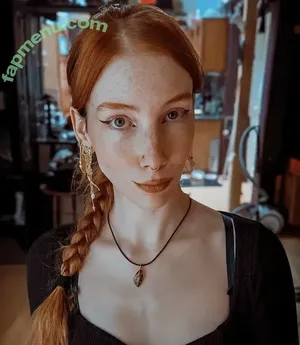 NiciaUnlovelier / AnoukFox / LeilaLunatic / nicia_unlovelier nude photo #0015