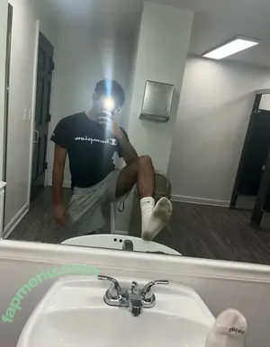 nick244 / hkmann_101 nude photo #0008