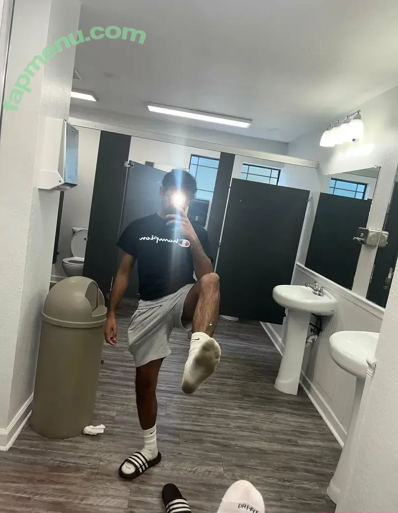 nick244 nude photo #0007 (hkmann_101)