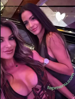 Nickee Skoff / nickeeskoff nude photo #0021