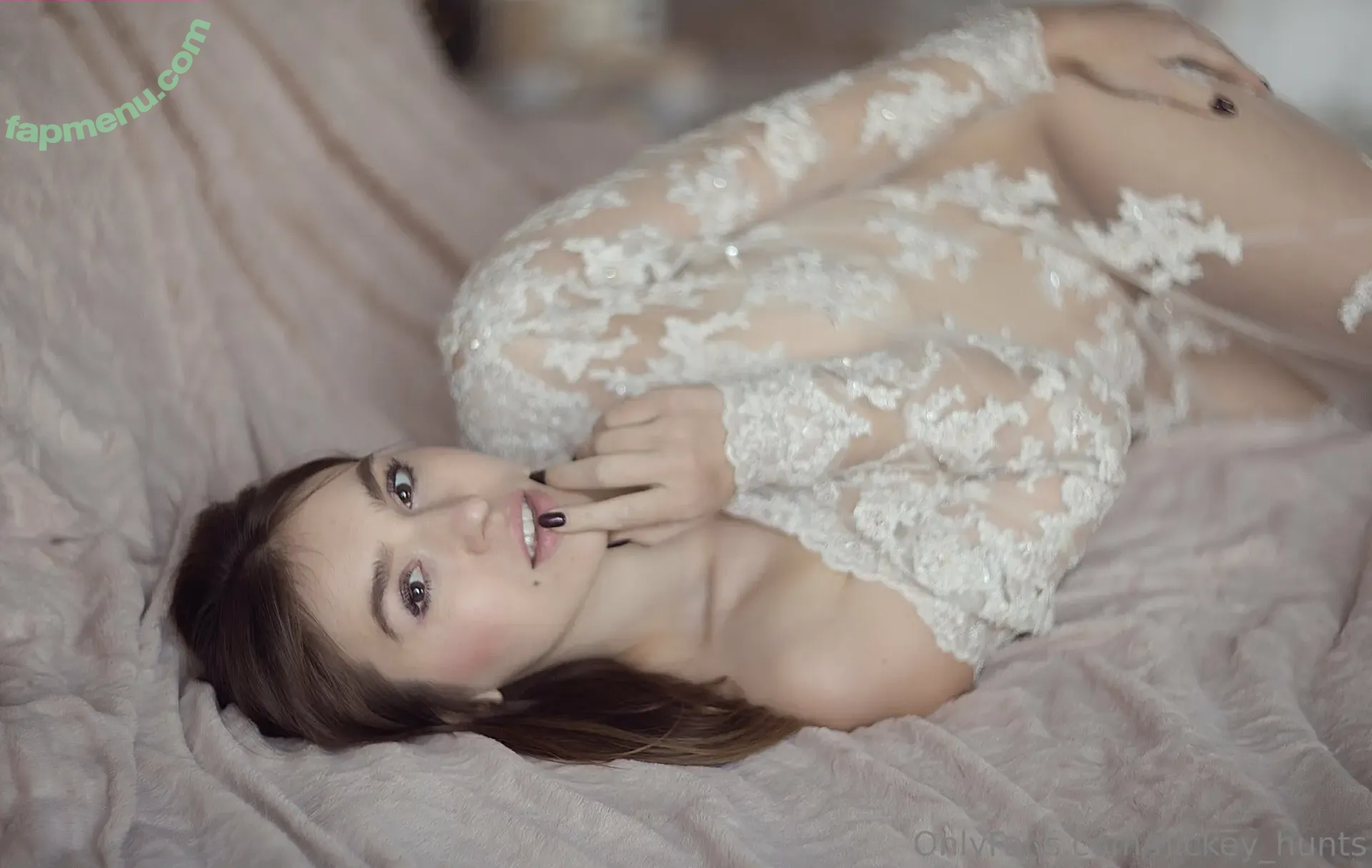 nickeyy_hunts nude photo #0003 (nickeyhuntsman)