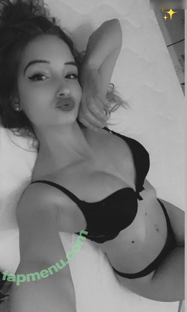 Nicki Anna nude photo #0052 (nickii_annaa)