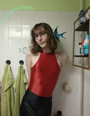 nicki_fox / officialnickifoxx nude photo #0127