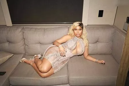 Nicki Minaj / nickiminaj nude photo #0738