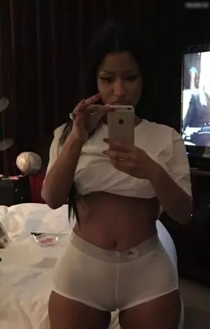 Nicki Minaj / nickiminaj nude photo #0840