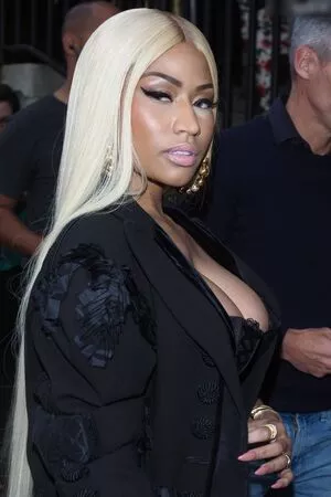 Nicki Minaj / nickiminaj nude photo #0843