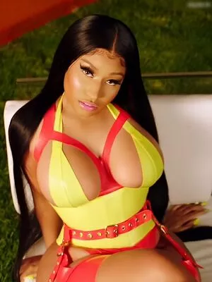 Nicki Minaj / nickiminaj nude photo #0851