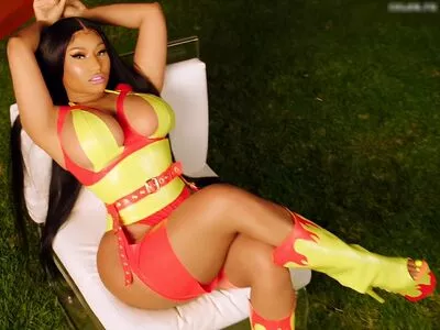 Nicki Minaj / nickiminaj nude photo #0852