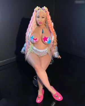 Nicki Minaj / nickiminaj nude photo #0856