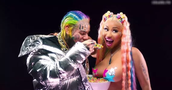 Nicki Minaj / nickiminaj nude photo #0872