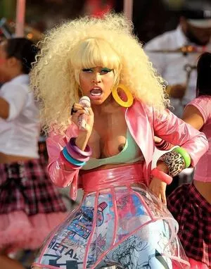Nicki Minaj / nickiminaj nude photo #0877