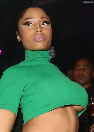 Nicki Minaj / nickiminaj nude photo #0914