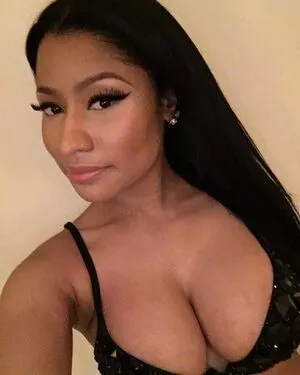 Nicki Minaj / nickiminaj nude photo #0920