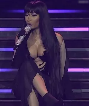 Nicki Minaj / nickiminaj nude photo #0941
