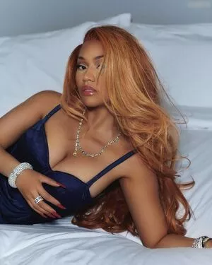 Nicki Minaj / nickiminaj nude photo #0945