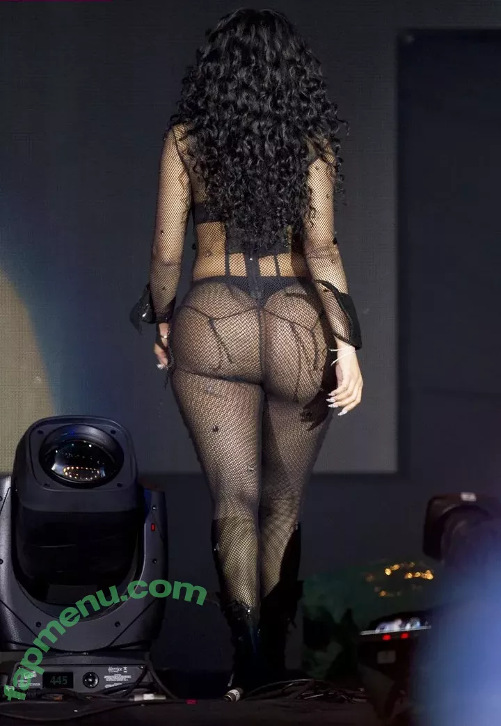 Nicki Minaj nude photo #0041 (nickiminaj)