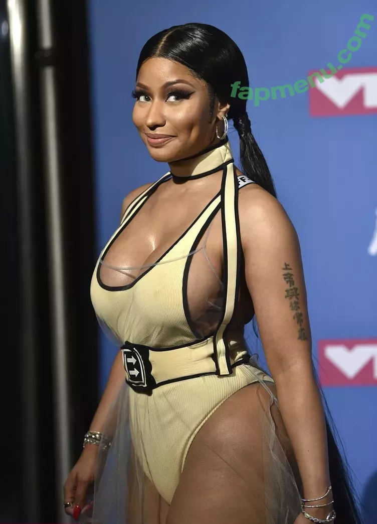 Nicki Minaj nude photo #0126 (nickiminaj)