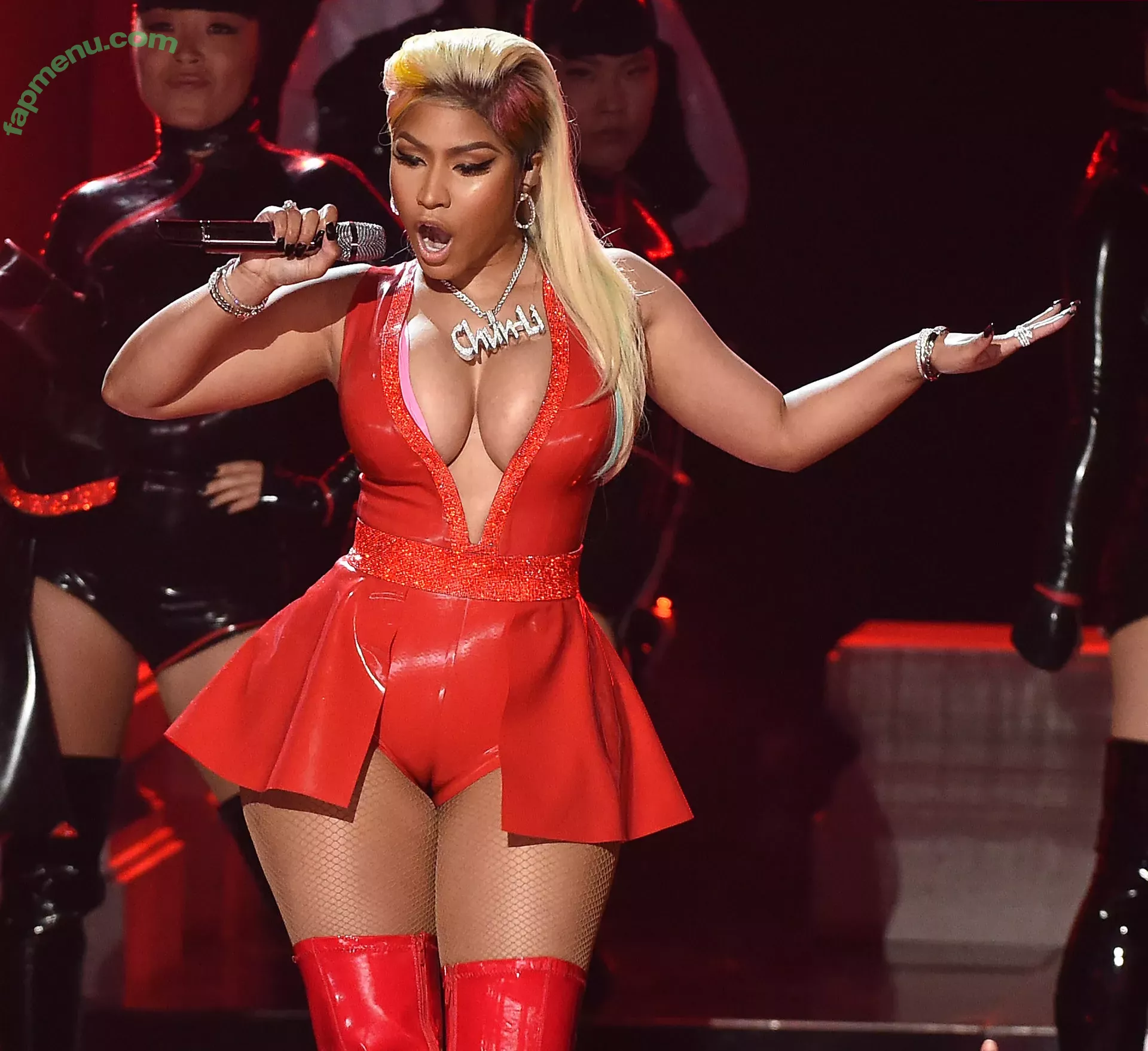 Nicki Minaj nude photo #0145 (nickiminaj)