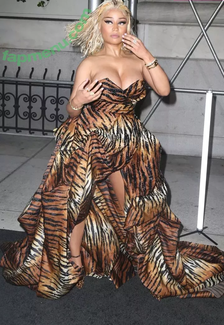 Nicki Minaj nude photo #0173 (nickiminaj)