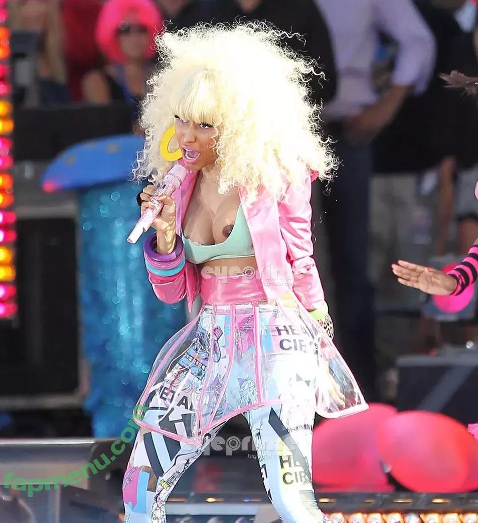 Nicki Minaj nude photo #0179 (nickiminaj)