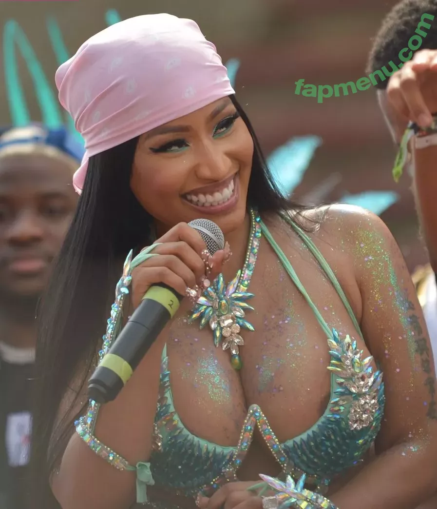Nicki Minaj nude photo #0194 (nickiminaj)