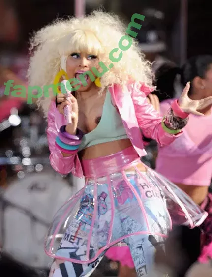 Nicki Minaj nude photo #0205 (nickiminaj)